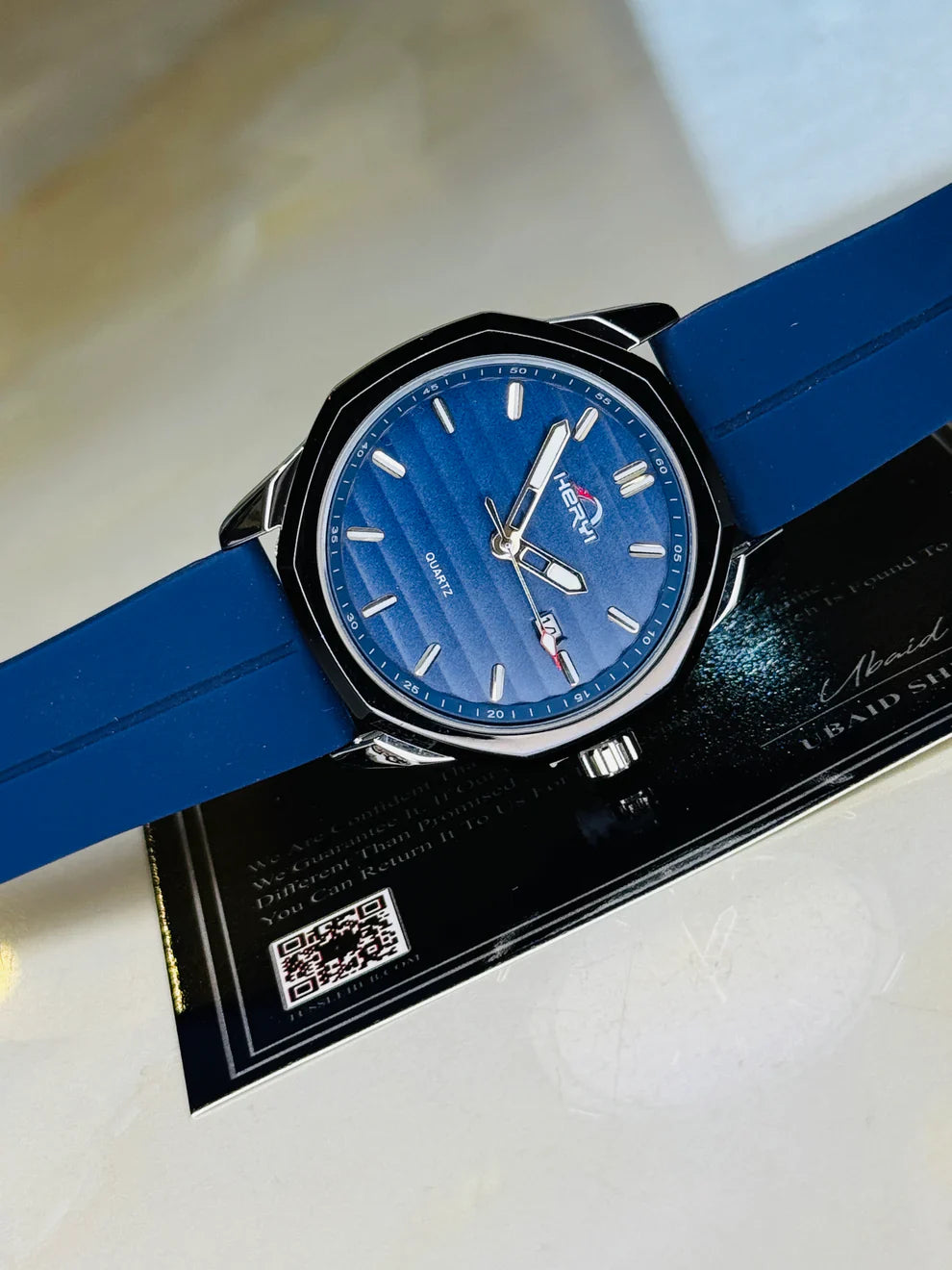 All Black Universe Octa Magnet Strap Watch